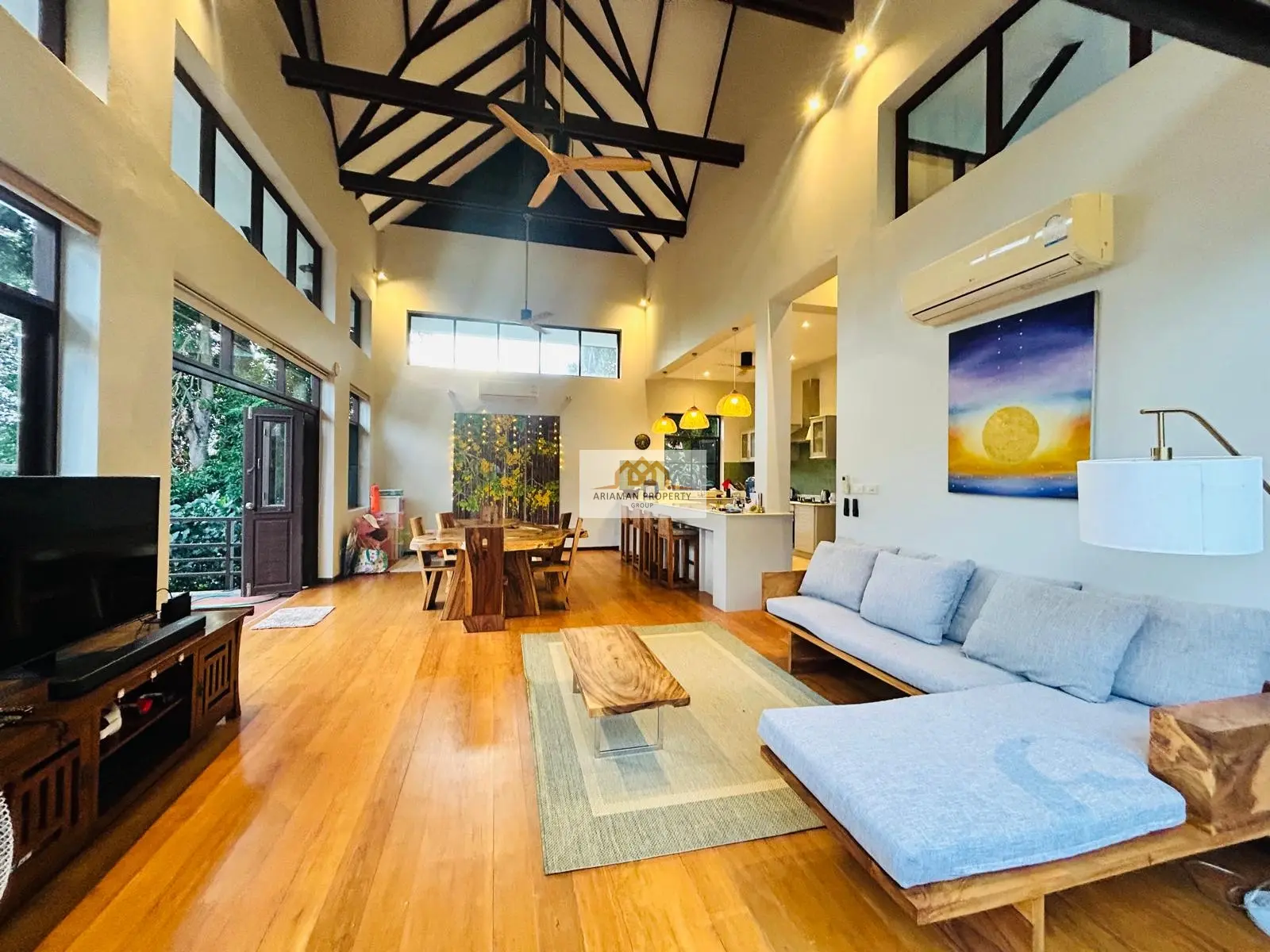 Spacious 4-Bedroom Villa with Curved Pool and Mountain Views in Bantai