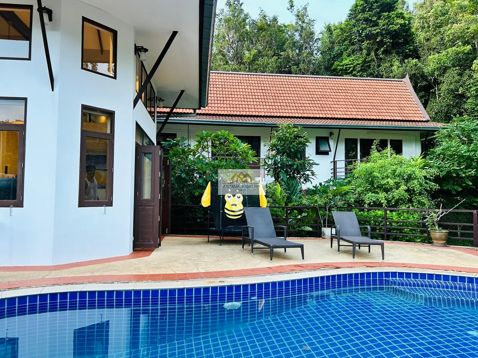 Spacious 4-Bedroom Villa with Curved Pool and Mountain Views in Bantai