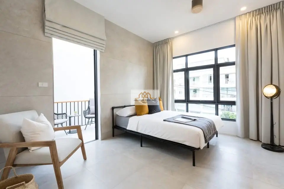Contemporary Open-Plan Villa with Natural Light and Industrial Chic in Fishermans Village, BoPhut, Ko Samui