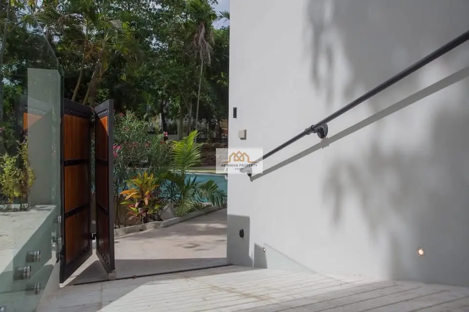 Contemporary Open-Plan Villa with Natural Light and Industrial Chic in Fishermans Village, BoPhut, Ko Samui