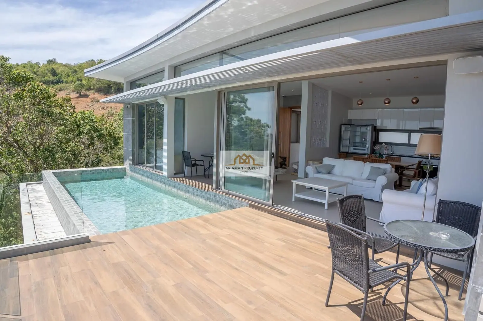 Seaview 3-Bedroom Villa with Pool with Scenic Views in BoPhut, Ko Samui