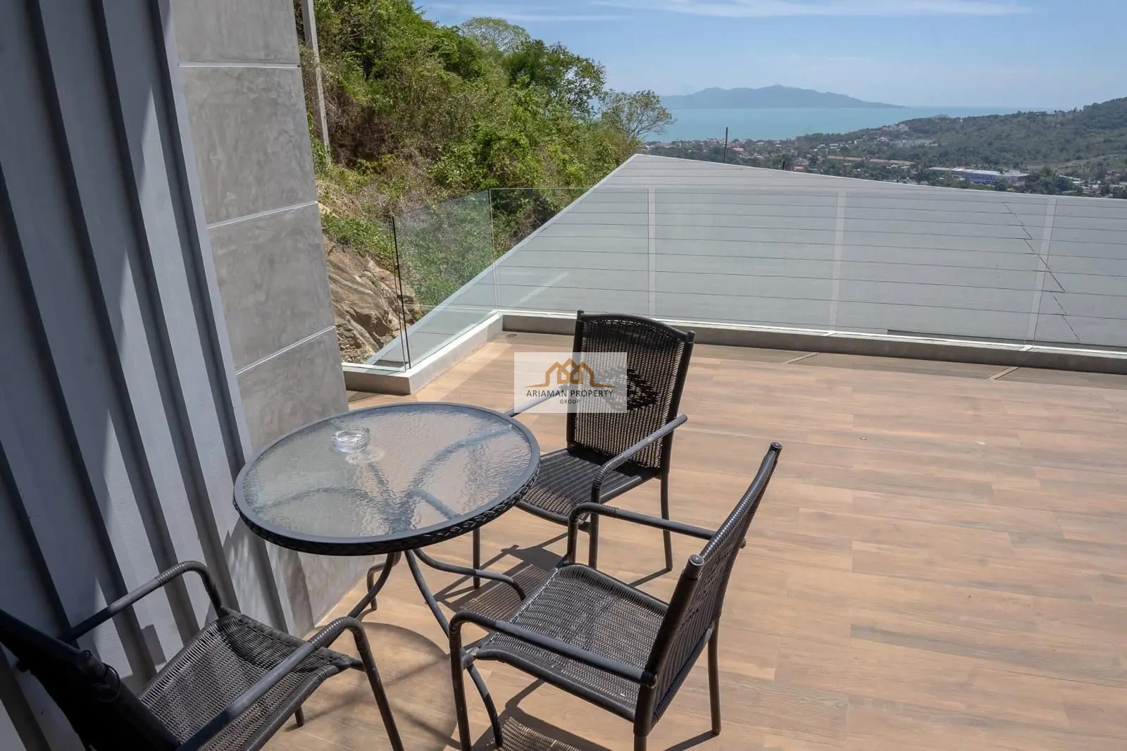 Seaview 3-Bedroom Villa with Pool with Scenic Views in BoPhut, Ko Samui