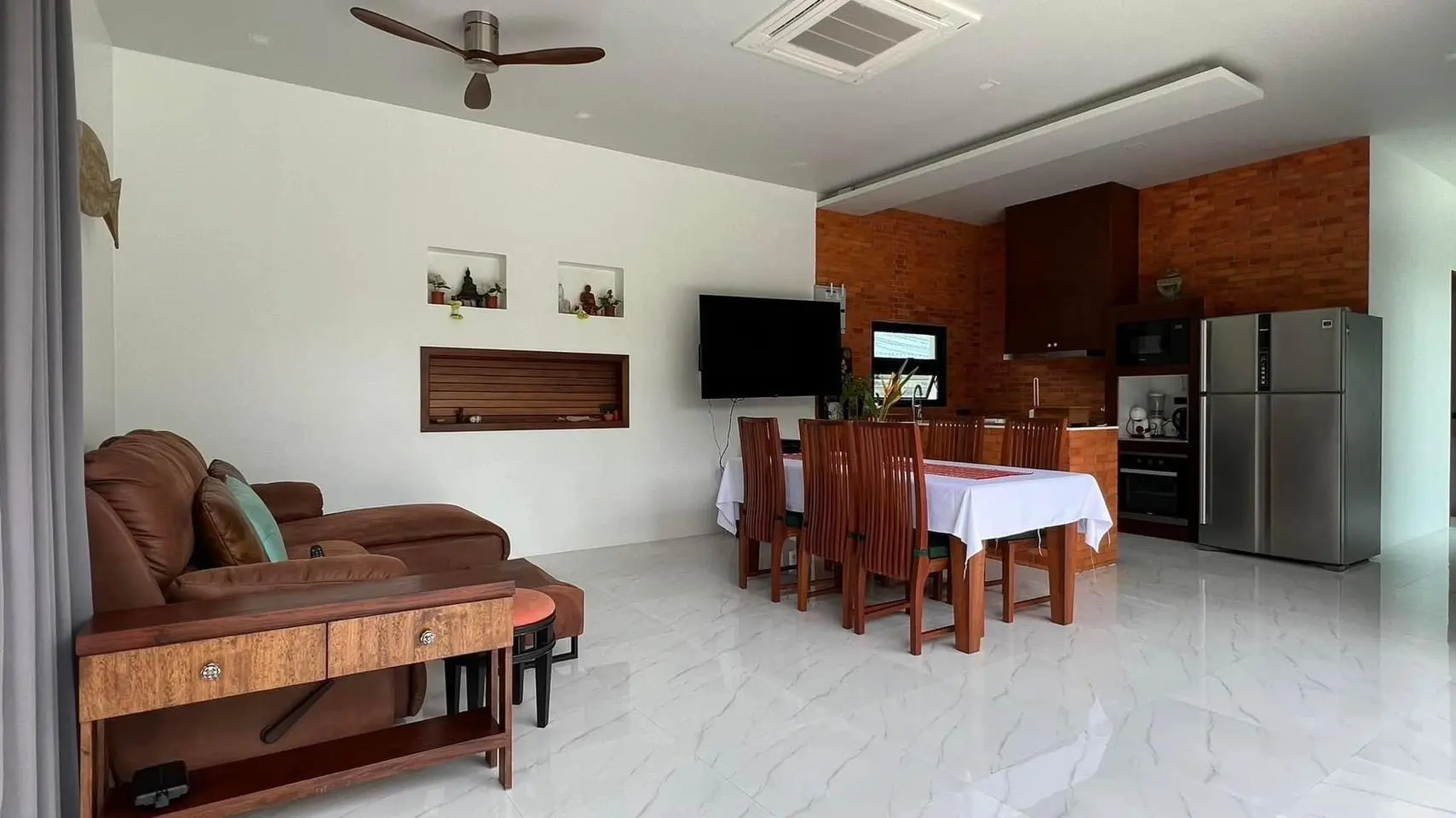 Stunning 3-Bedroom Pool Villa for Sale in Lamai