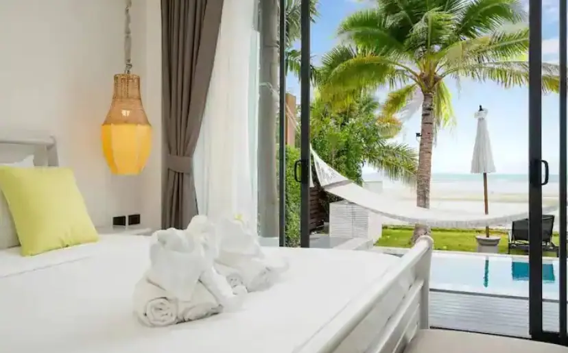 Stunning 5 Bedroom Beachfront Villa In Bang Por 