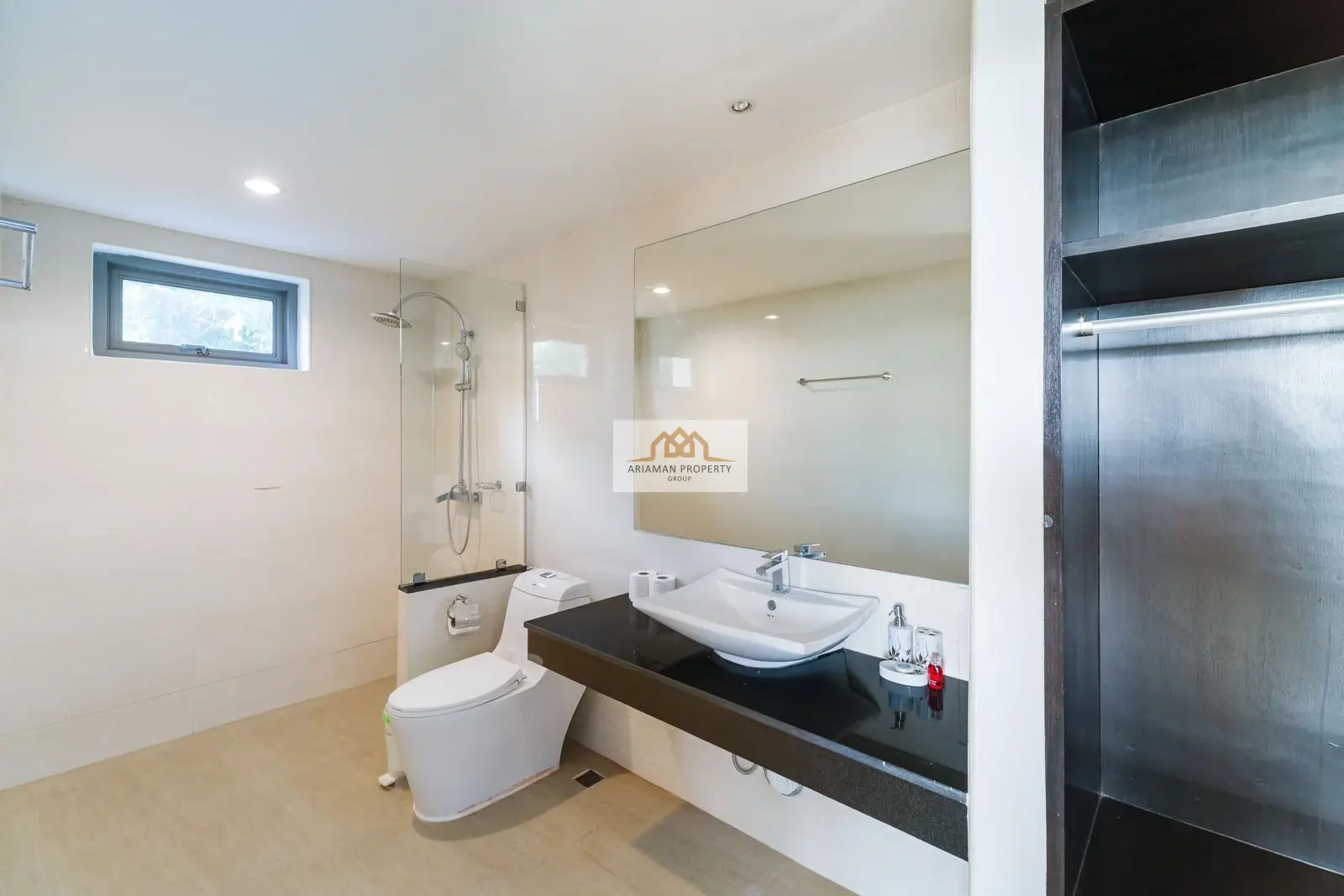 Spacious 5-Bedroom Villa with Ocean Views and Private Pool in Lamai, Ko Samui