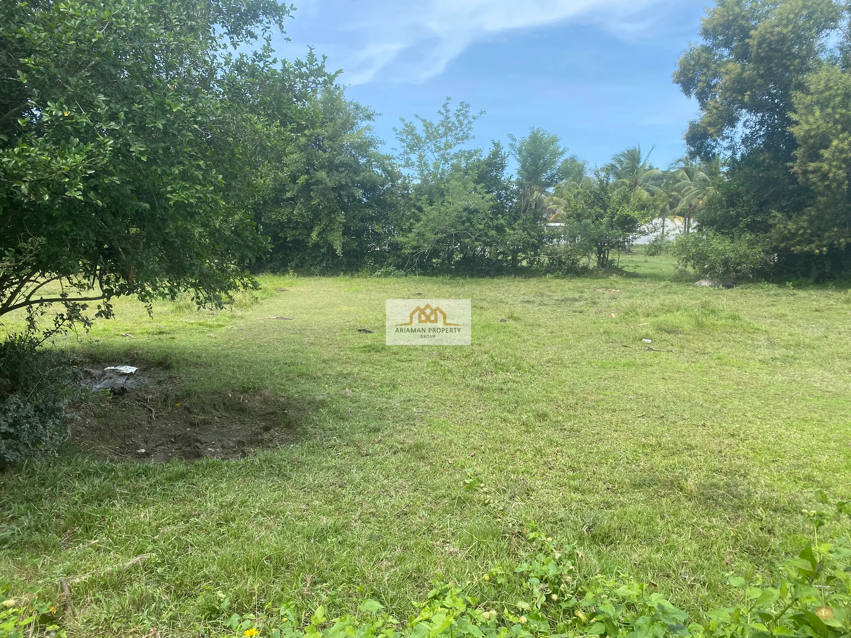 Spacious 600 sqm Freehold Land Plot in Quiet Hua Thanon, Ko Samui