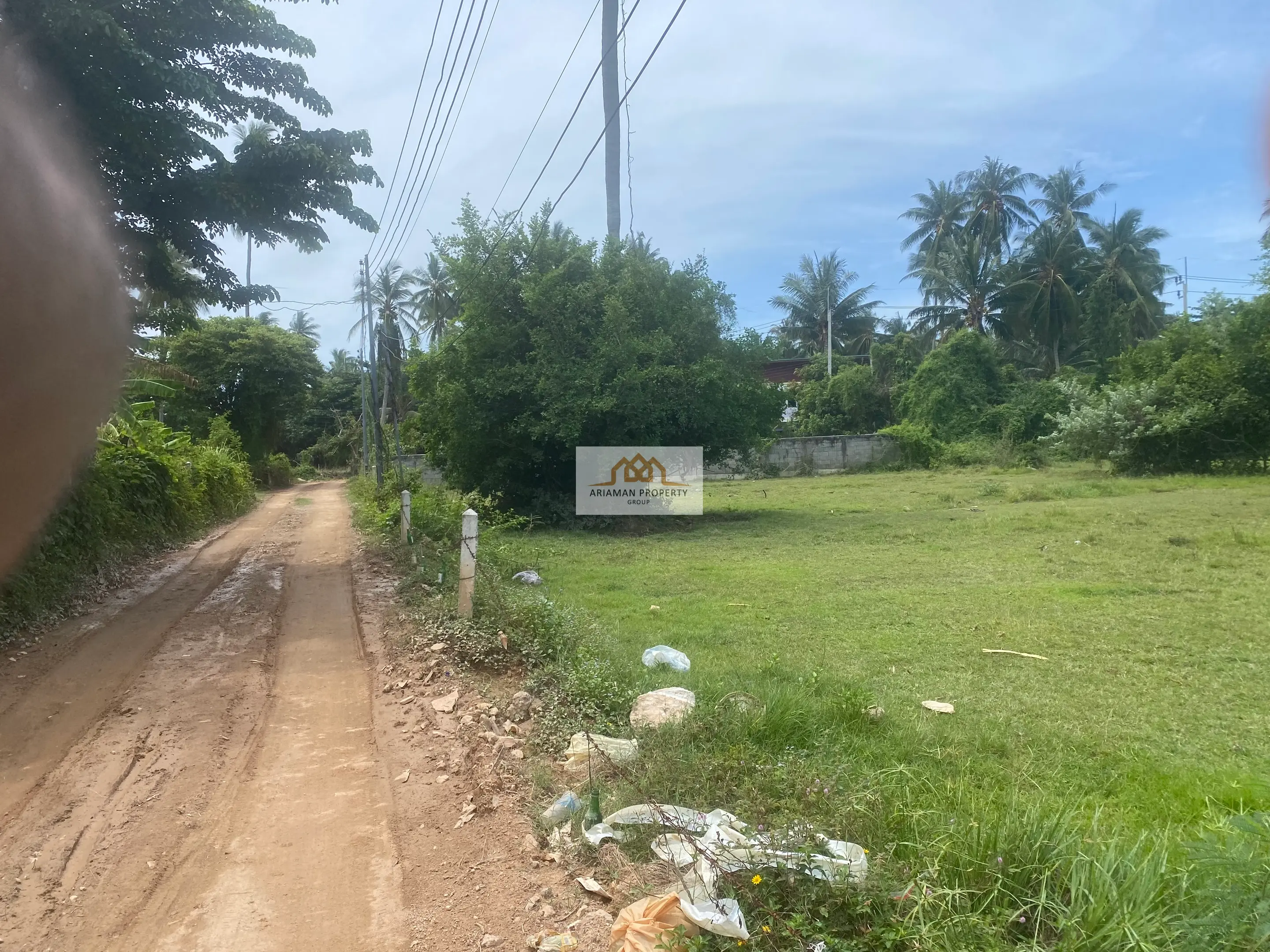 Spacious 600 sqm Freehold Land Plot in Quiet Hua Thanon, Ko Samui