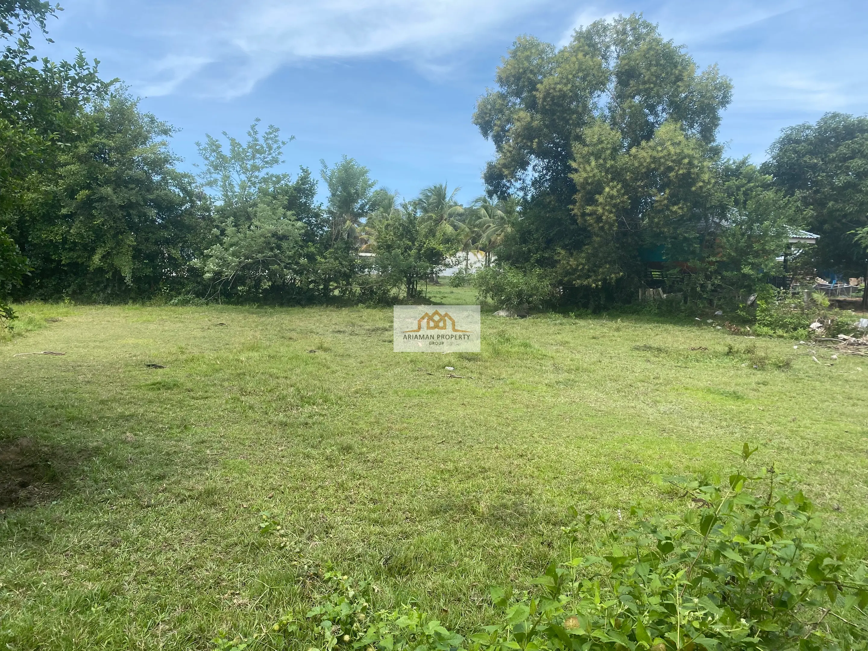 Spacious 600 sqm Freehold Land Plot in Quiet Hua Thanon, Ko Samui