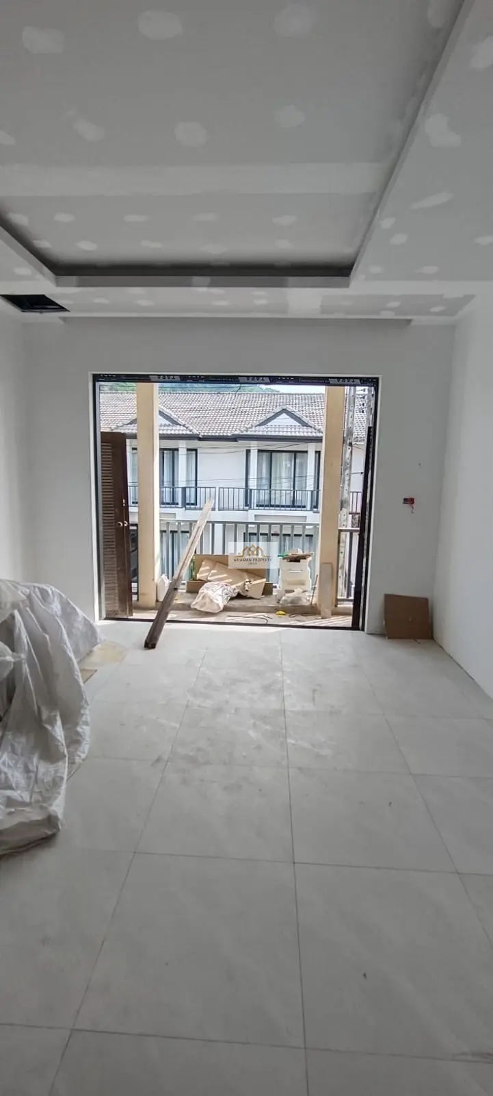 Two-Story 2-Bed 3-Bath In Bophut Townhouse with Balcony and Plenty of Room to Customize