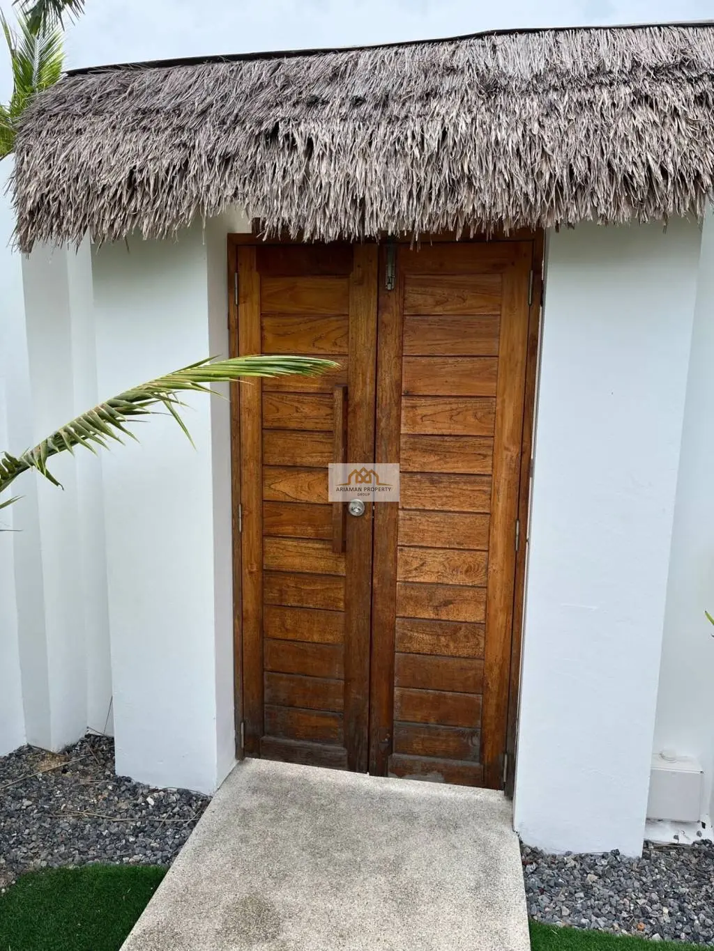 Modern Single-Story Villa with Private Pool and Tropical Outdoor Living In Bophut, Near Fishermans 