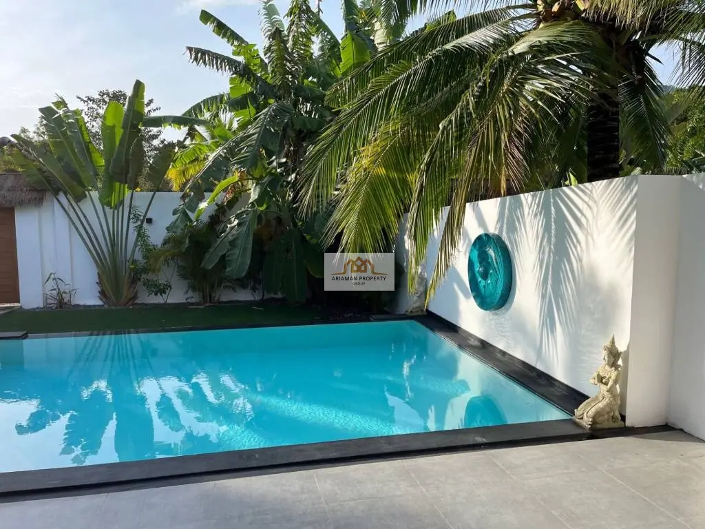 Modern Single-Story Villa with Private Pool and Tropical Outdoor Living In Bophut, Near Fishermans 
