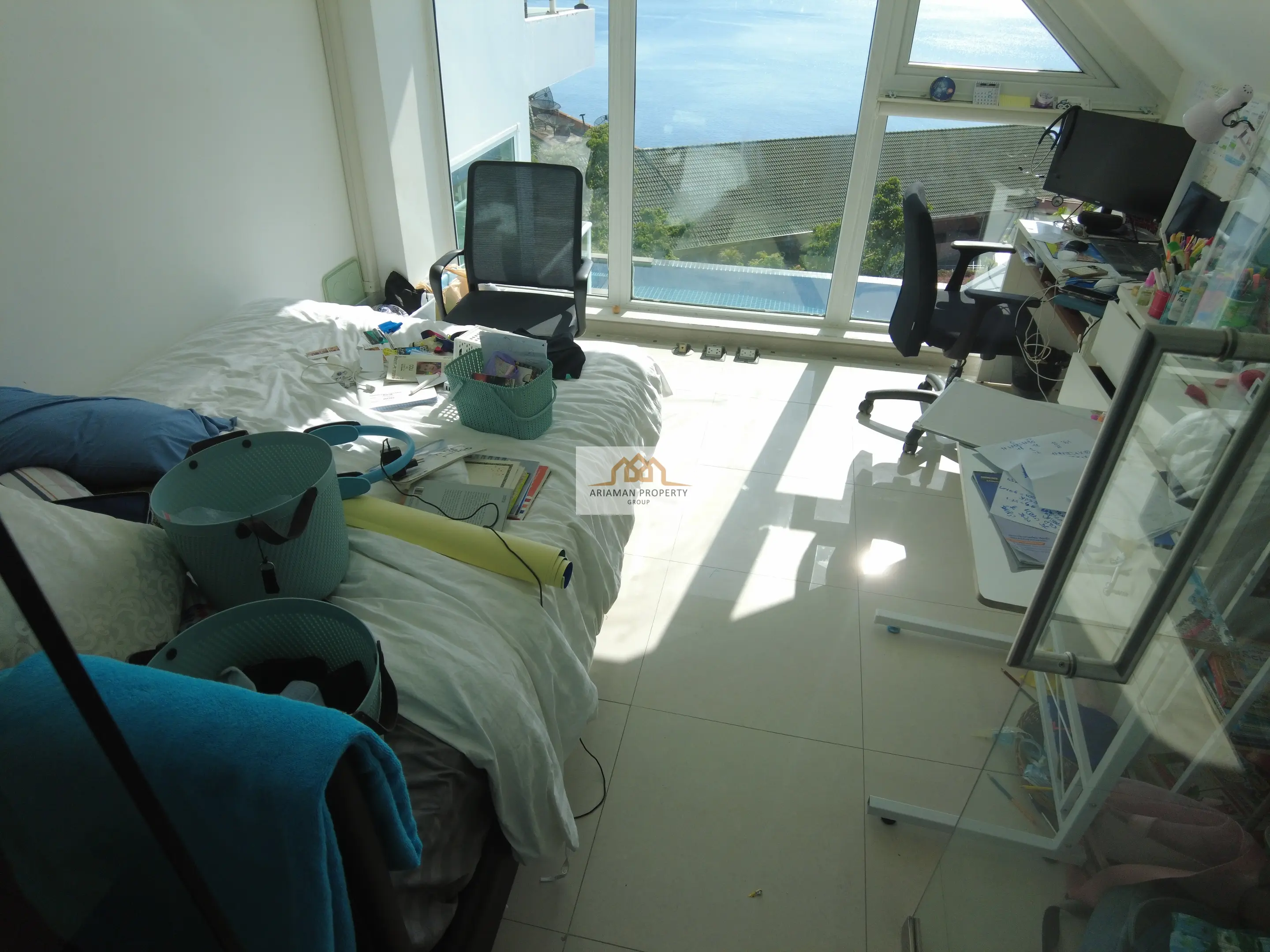 วิลล่าขนาดใหญ่ 5 ห้องนอน พร้อมสวนเขียวขจีในบ่อผุด เกาะสมุย