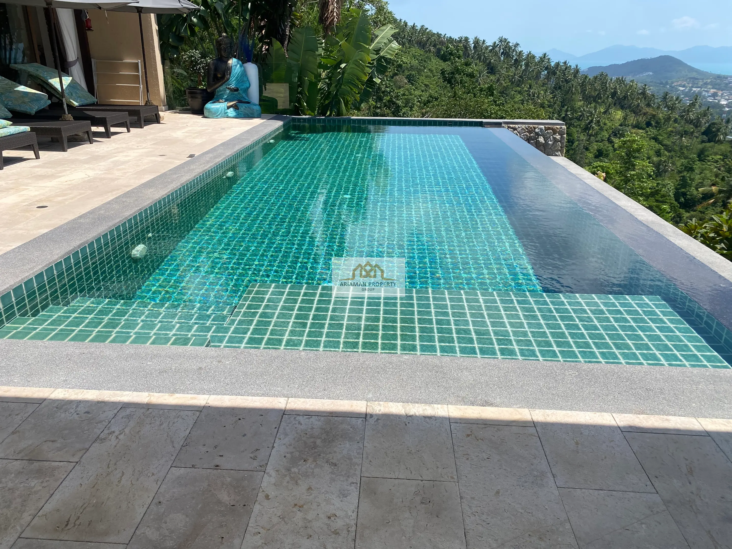 Ocean View 4-Bedroom Villa with Infinity Pool and Panoramic Views in Chaweng Noi