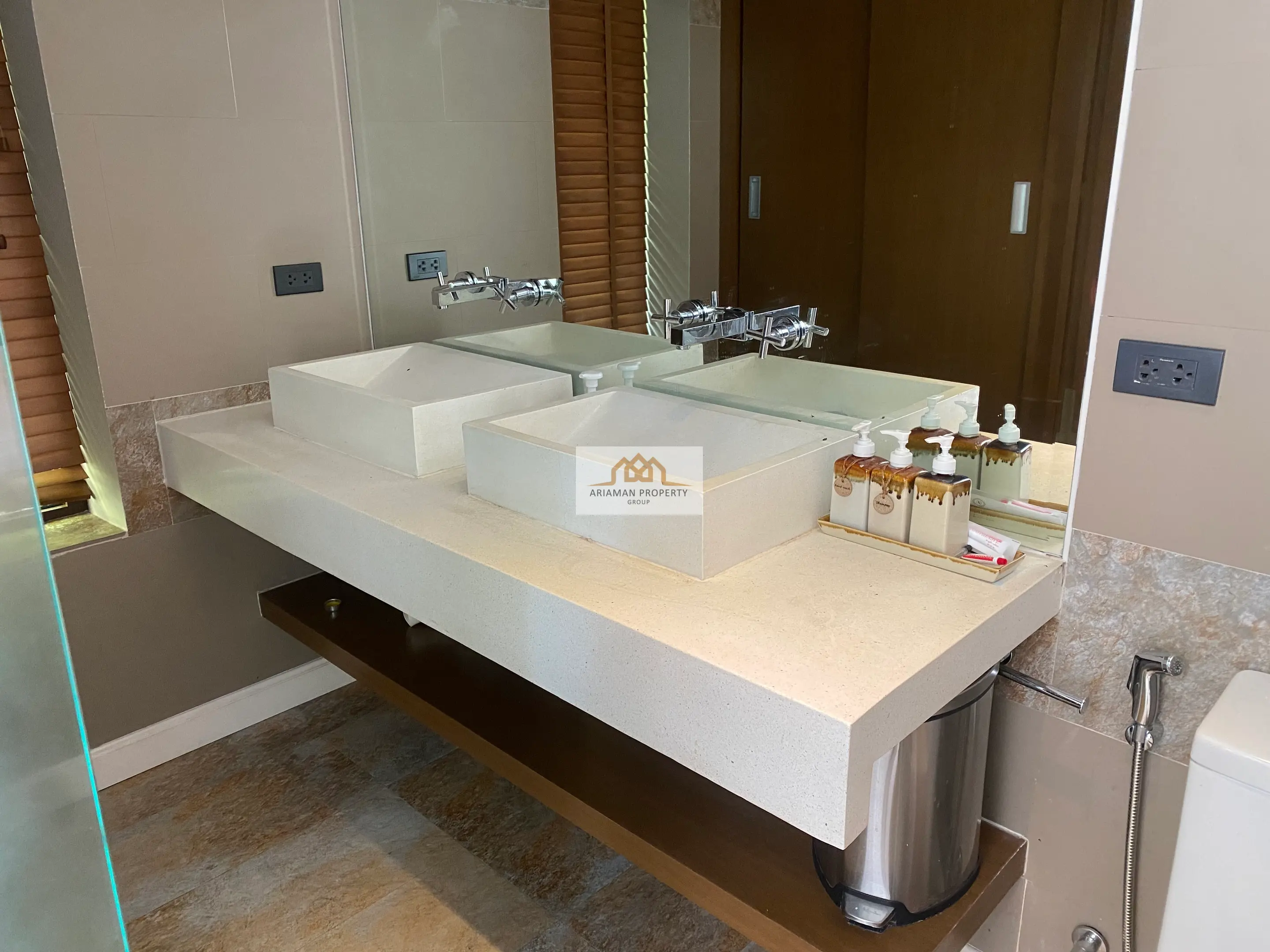 Ocean View 4-Bedroom Villa with Infinity Pool and Panoramic Views in Chaweng Noi