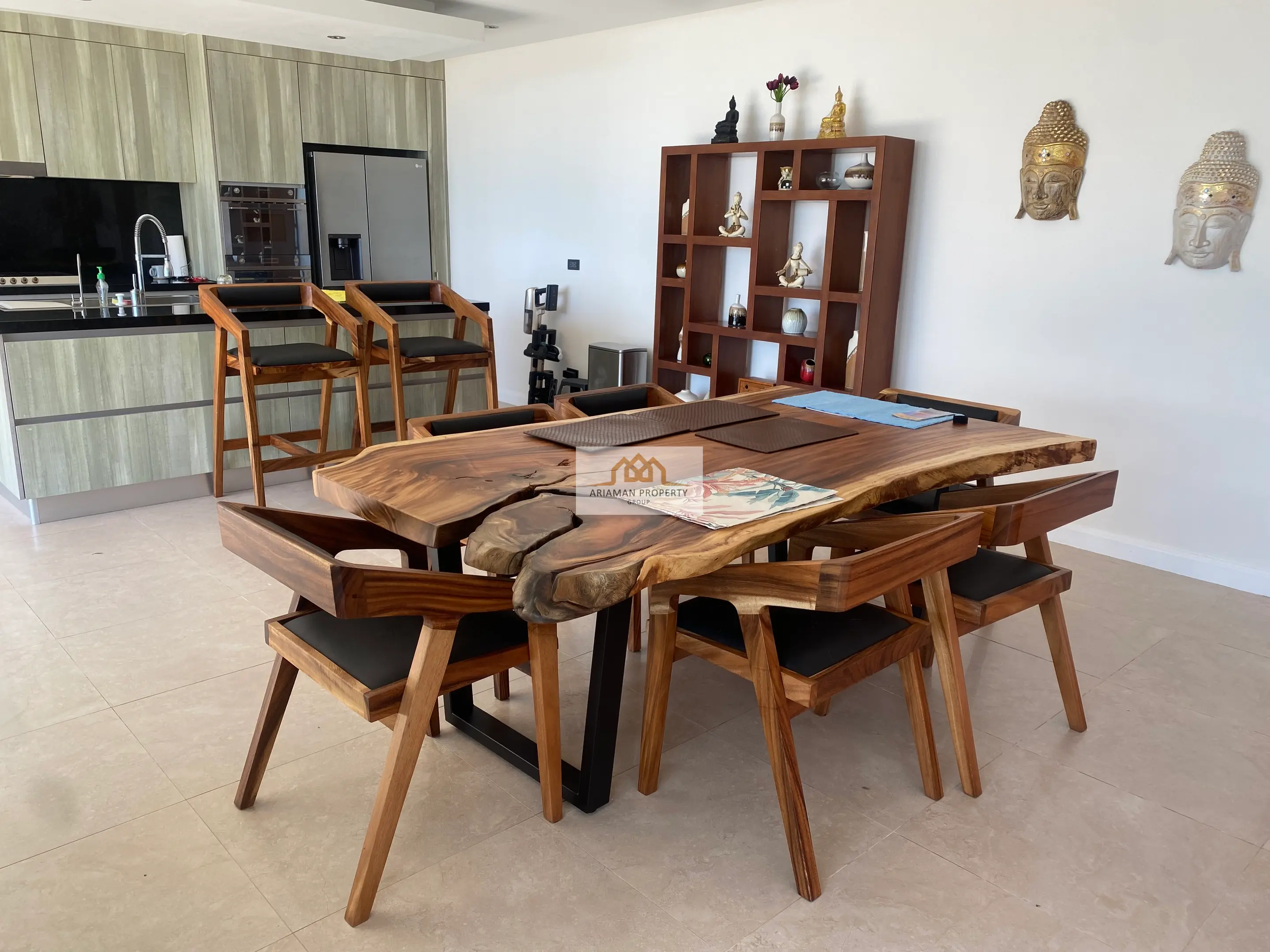 Ocean View 4-Bedroom Villa with Infinity Pool and Panoramic Views in Chaweng Noi