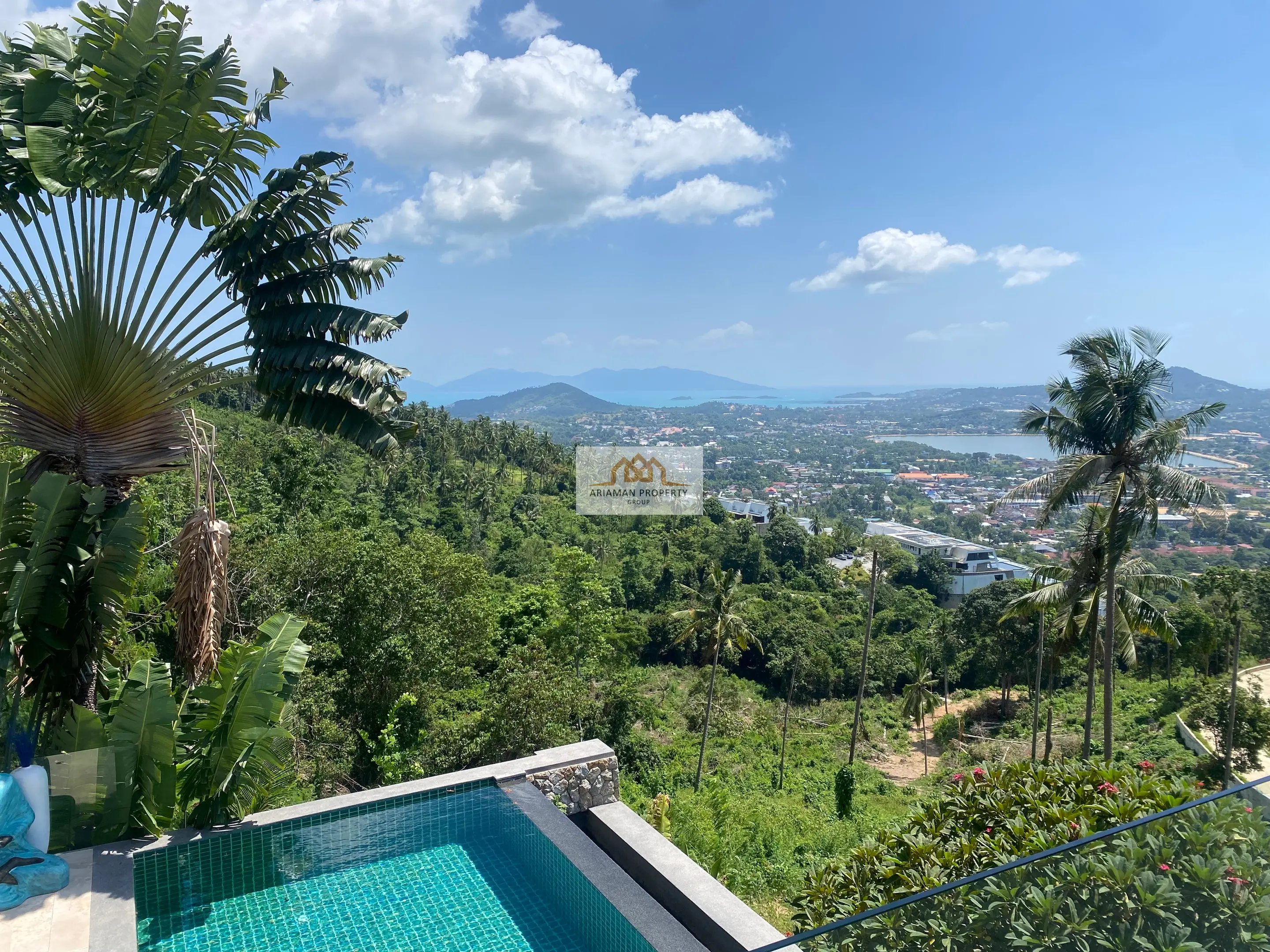 Ocean View 4-Bedroom Villa with Infinity Pool and Panoramic Views in Chaweng Noi
