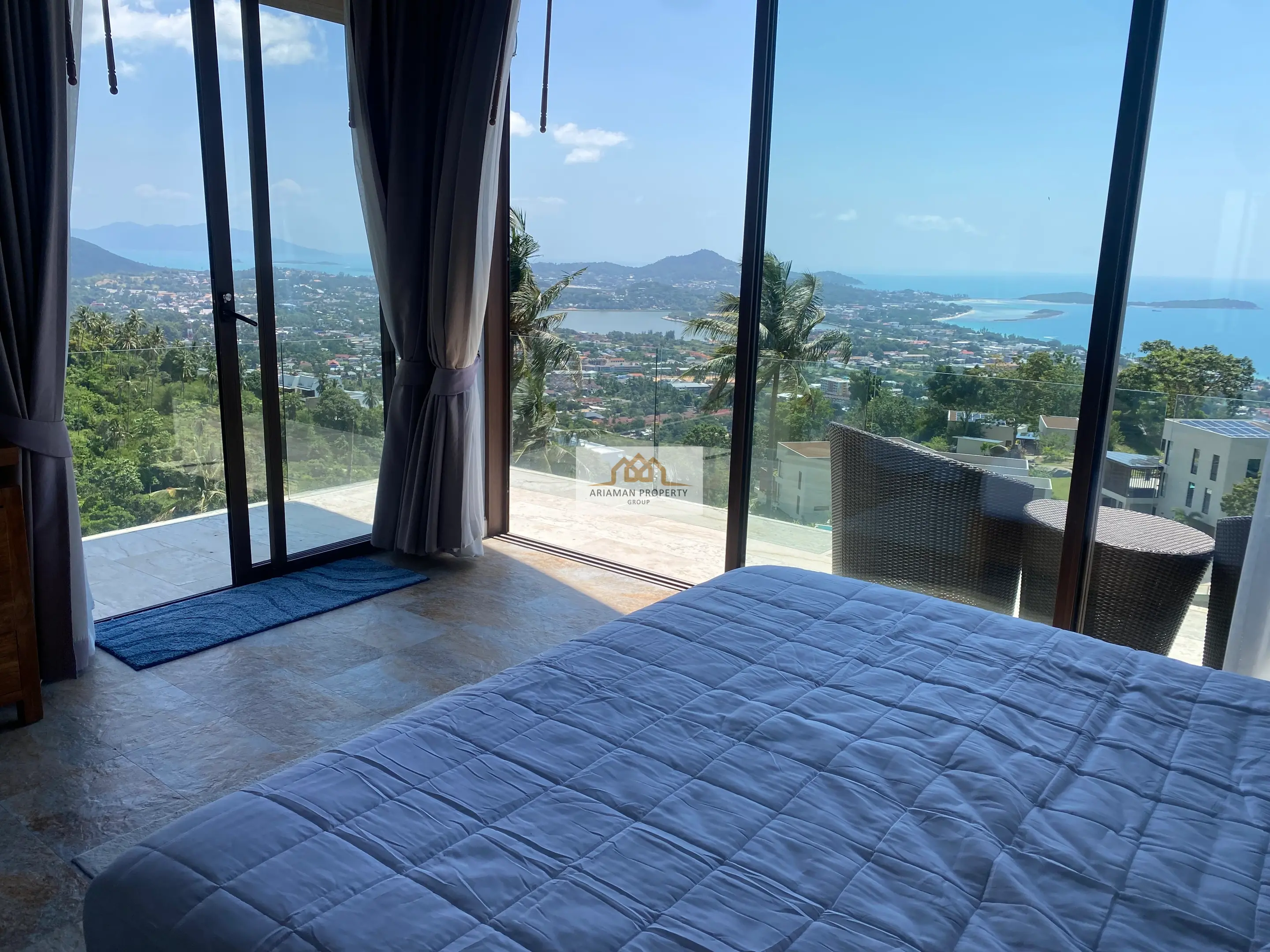 Ocean View 4-Bedroom Villa with Infinity Pool and Panoramic Views in Chaweng Noi