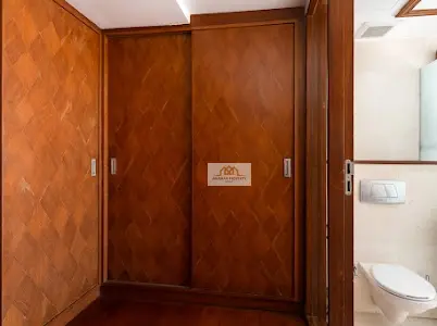 Spacious 9-Bedroom Villa in Bangrak with Modern Tropical Charm and Beach Access