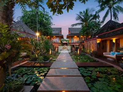 Spacious 9-Bedroom Villa in Bangrak with Modern Tropical Charm and Beach Access