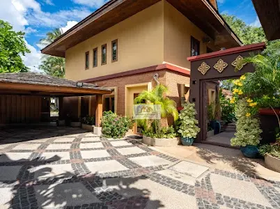 Spacious 9-Bedroom Villa in Bangrak with Modern Tropical Charm and Beach Access