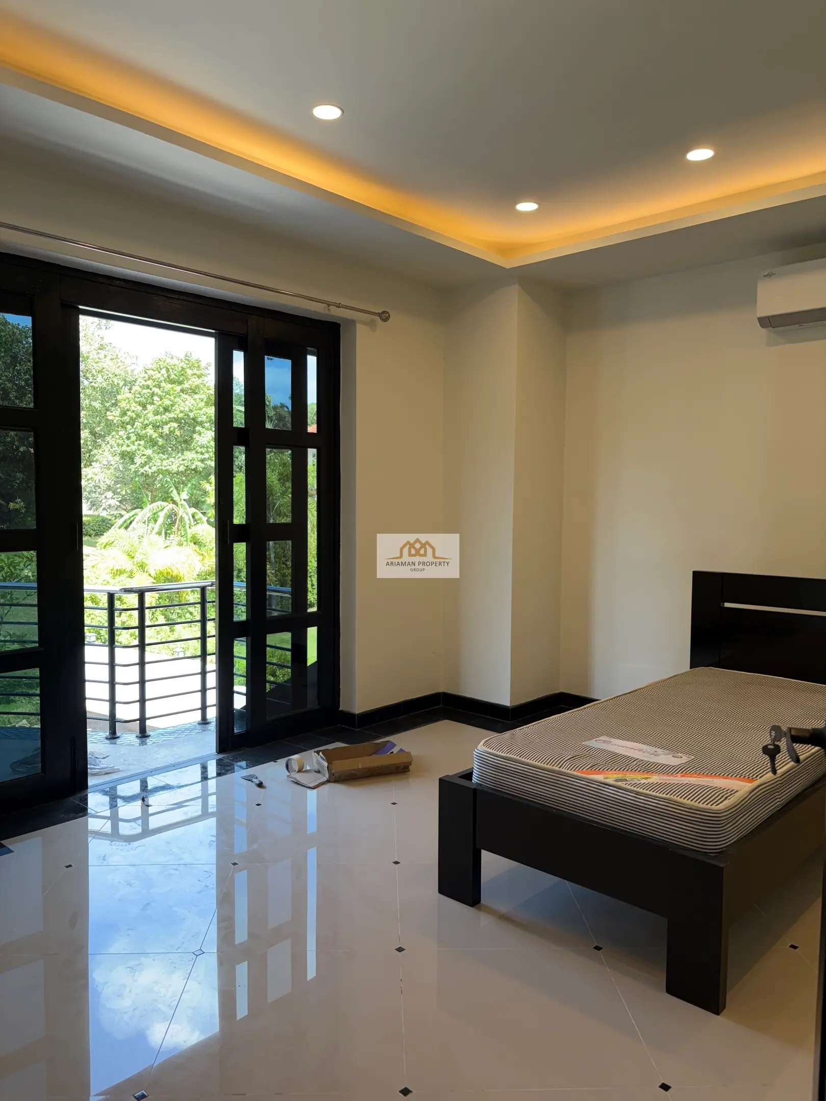 Spacious 4-Bedroom House with Pool and Outdoor Terrace in Thongson Bay, Ko Samui