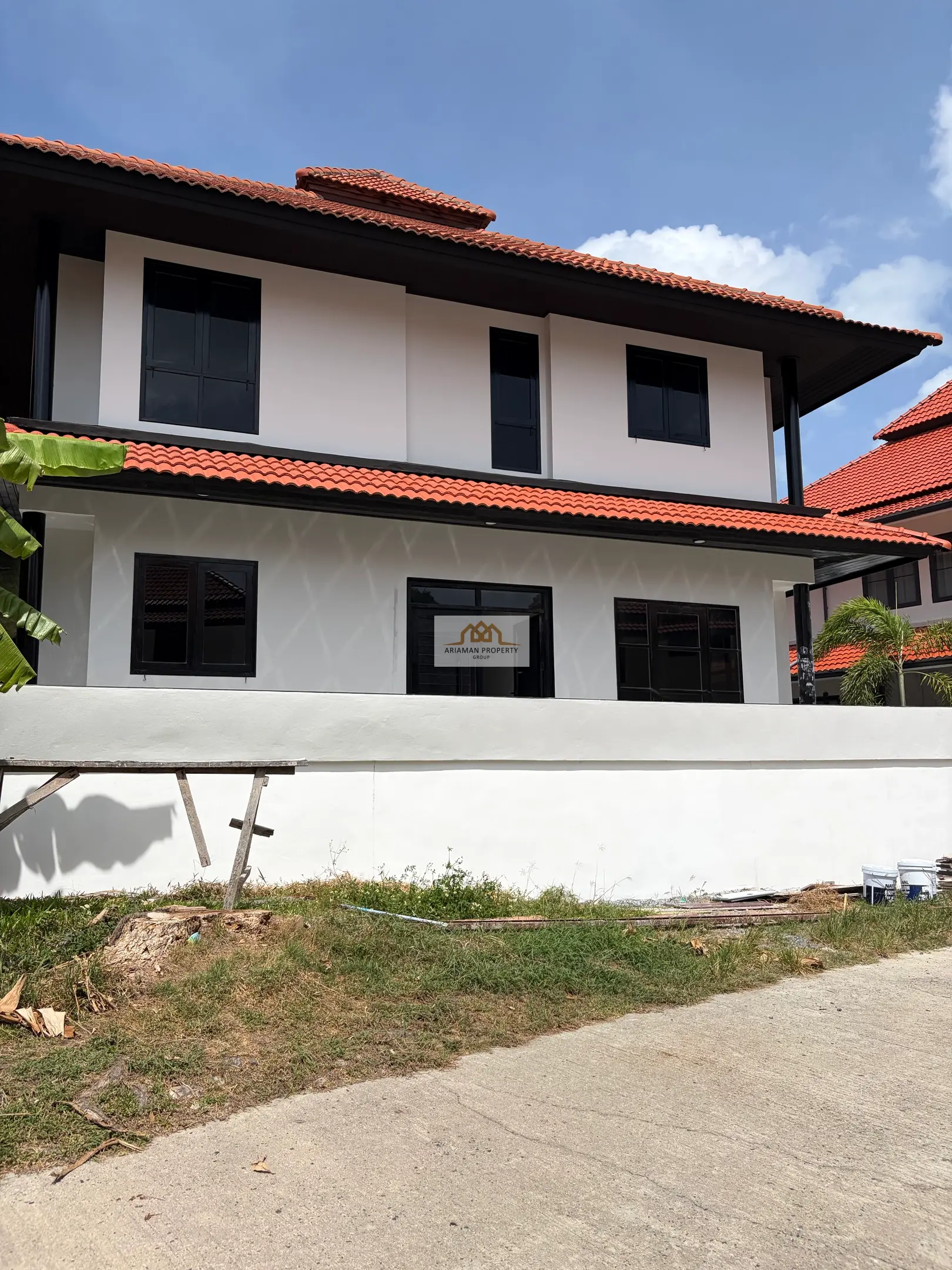 Spacious 4-Bedroom House with Pool and Outdoor Terrace in Thongson Bay, Ko Samui