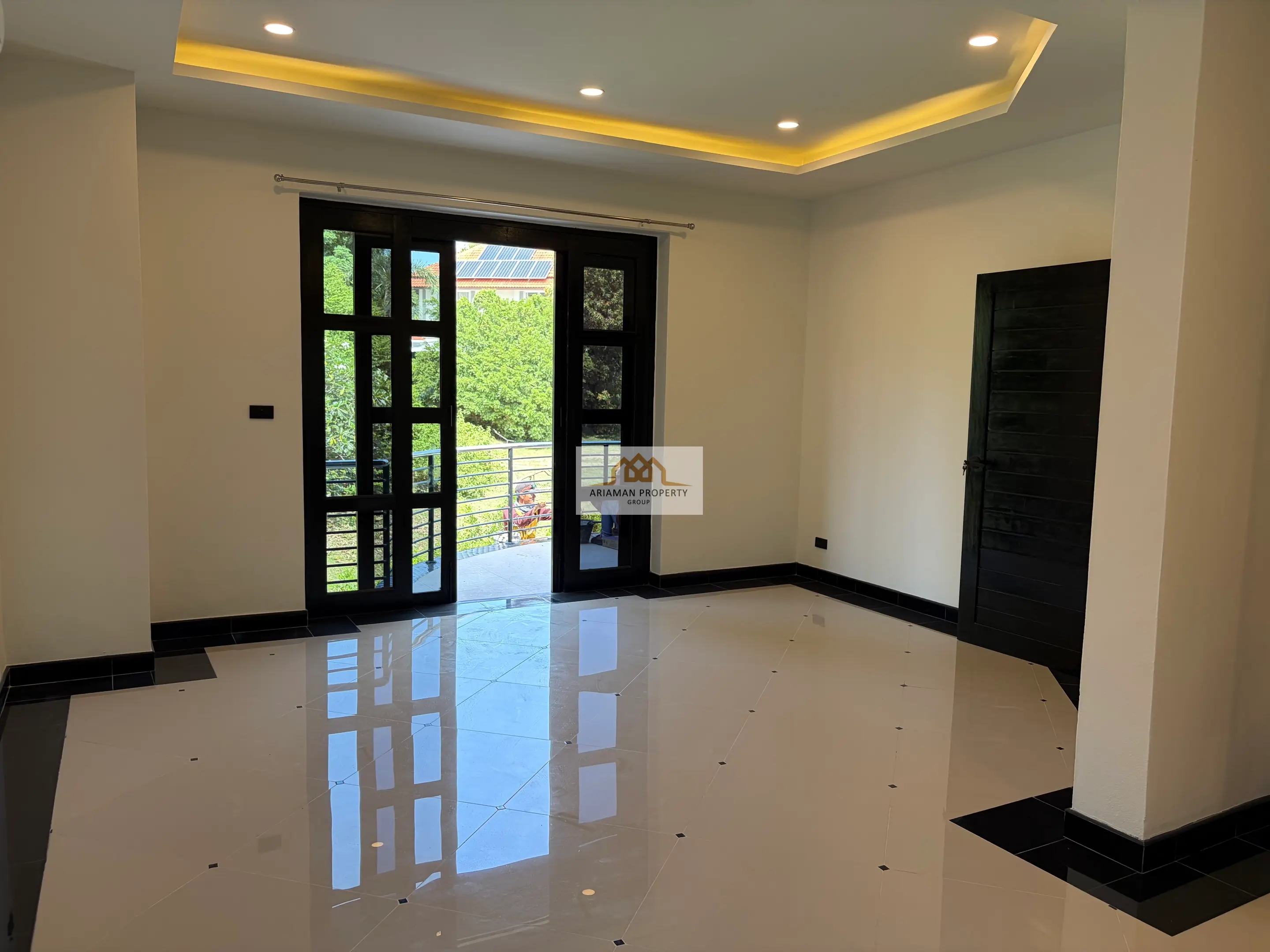 Spacious 4-Bedroom House with Pool and Outdoor Terrace in Thongson Bay, Ko Samui