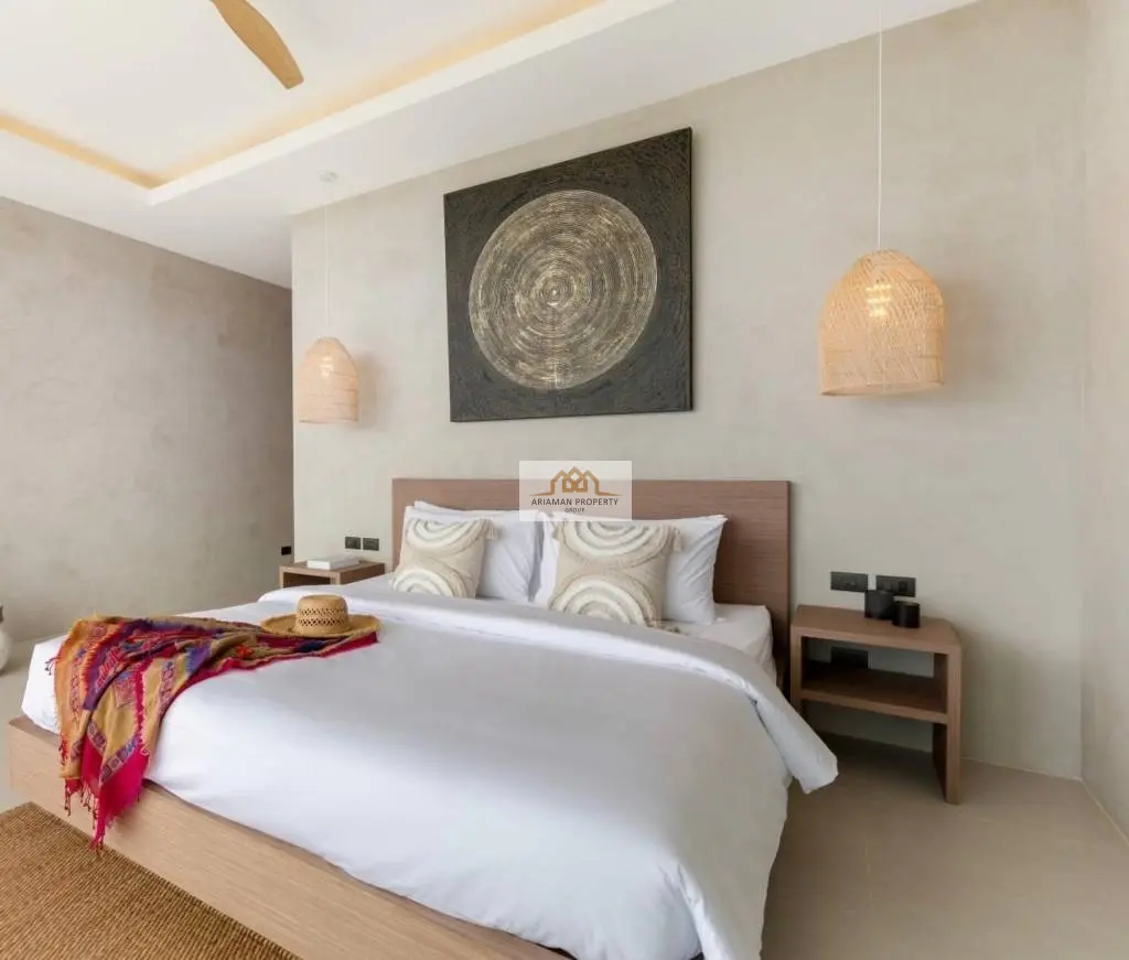 Incredible 5-Bedroom Villa with Infinity Pool and Ocean Views