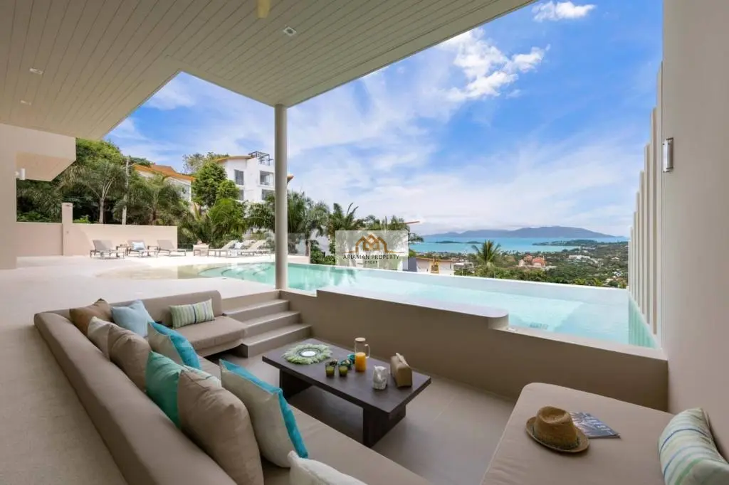 Incredible 5-Bedroom Villa with Infinity Pool and Ocean Views