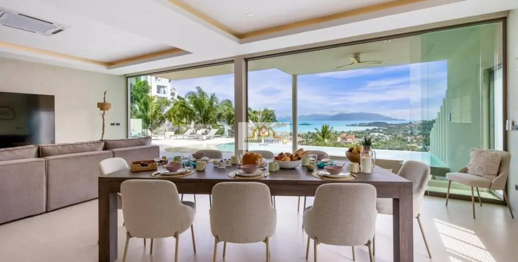 Incredible 5-Bedroom Villa with Infinity Pool and Ocean Views