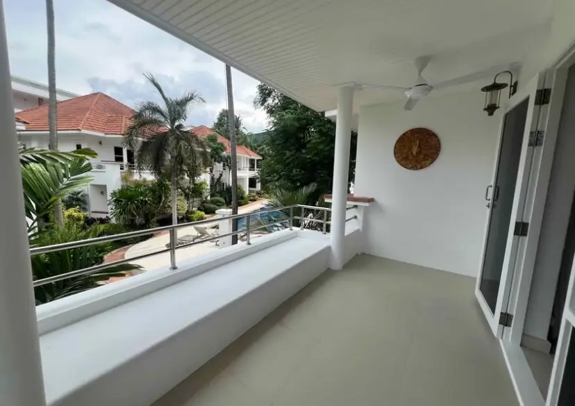 Tropical 2 Bed 2 Bath Townhouse In Bangrak