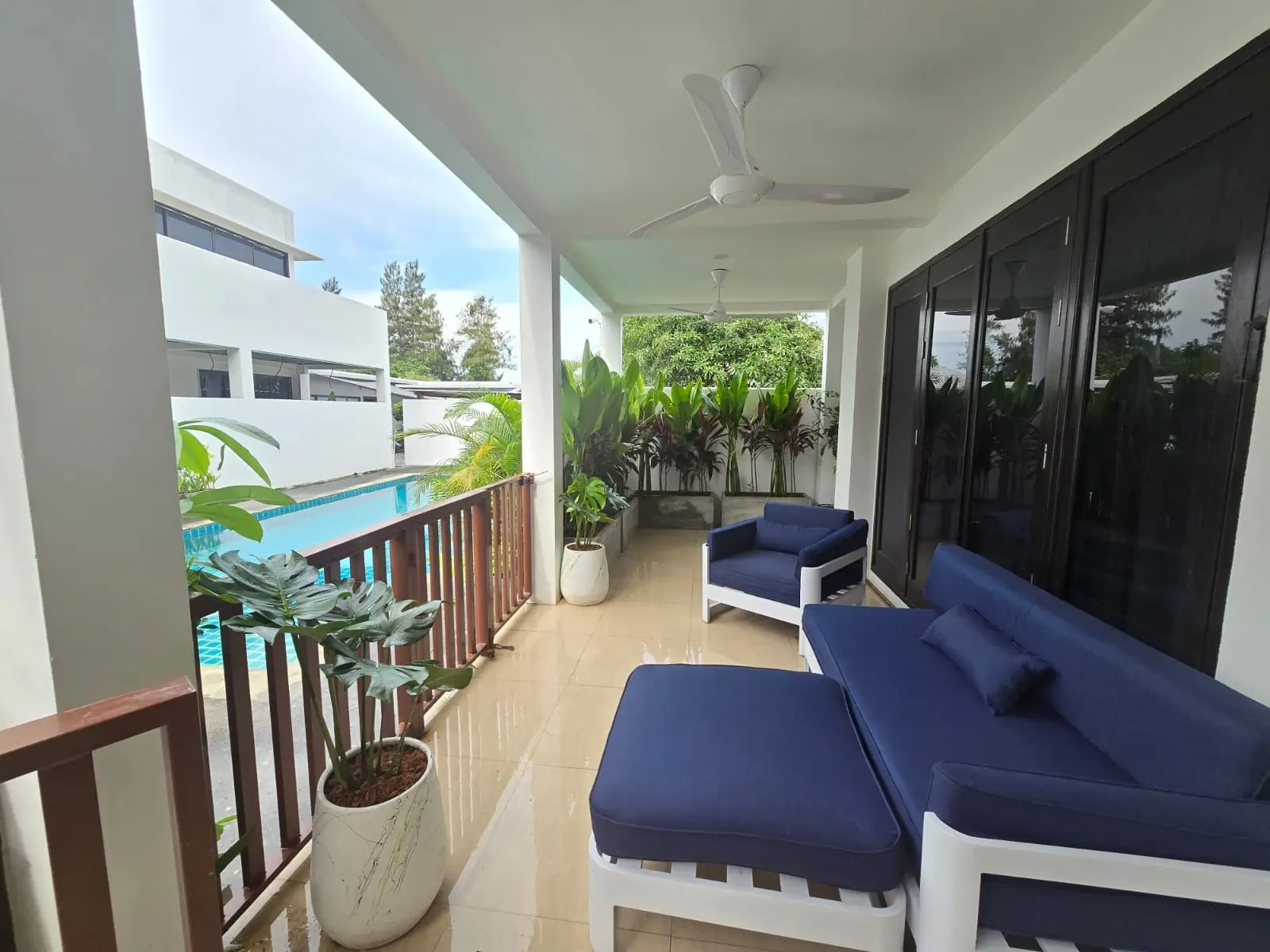 Beachside 3 Bed Townhouse In Plai Laem 