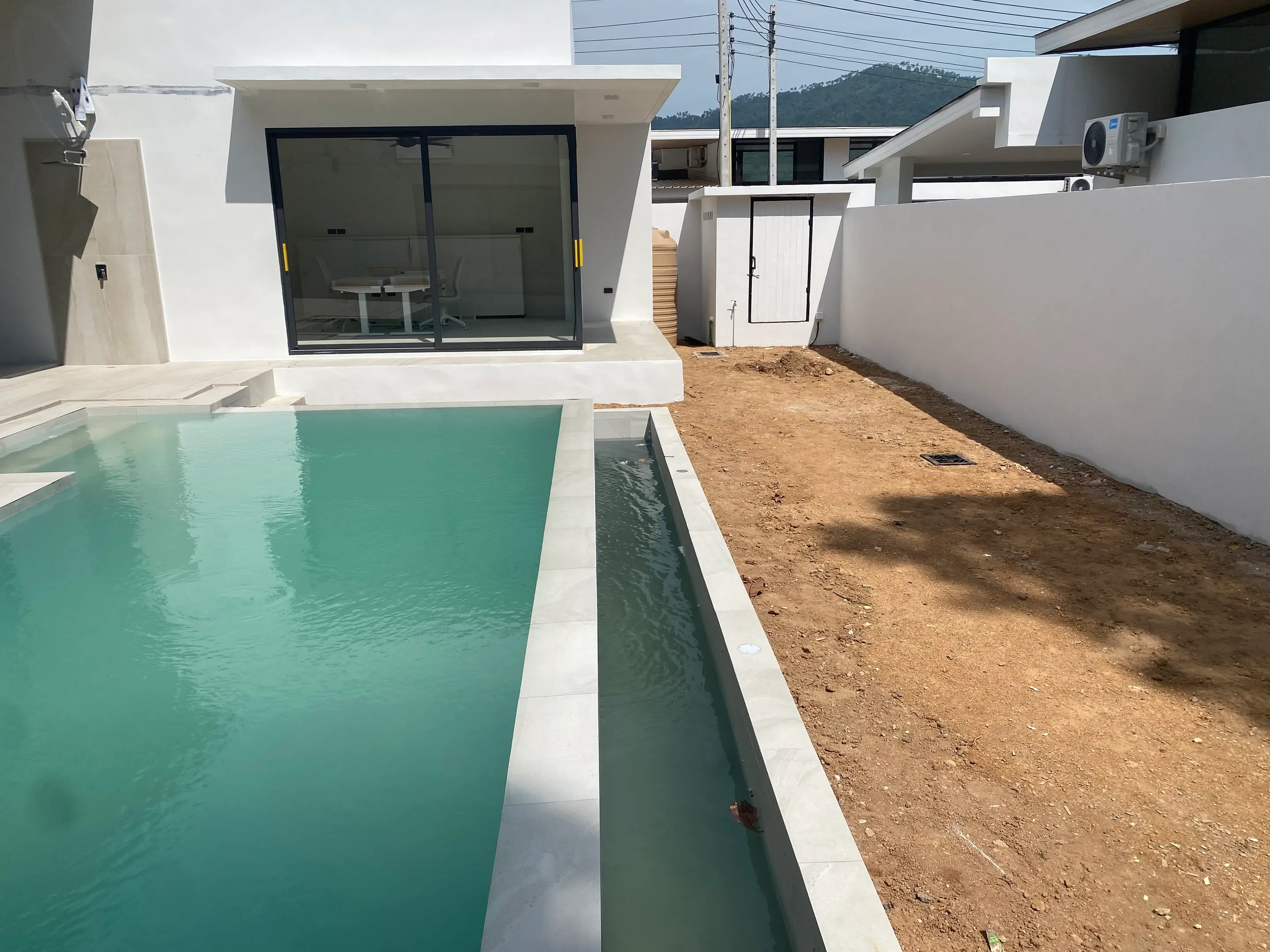 Brand New 3 Bed Pool Villa In Lamai 