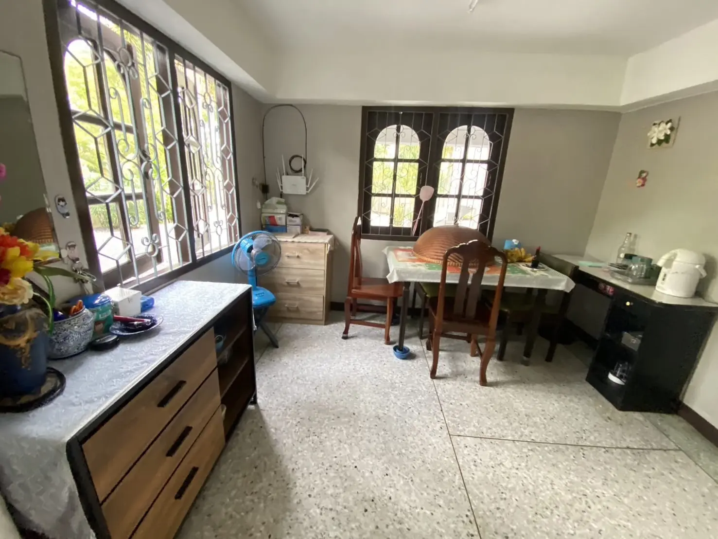 Large 2 Bed 2 Bath Thai Style House In Taling Ngam