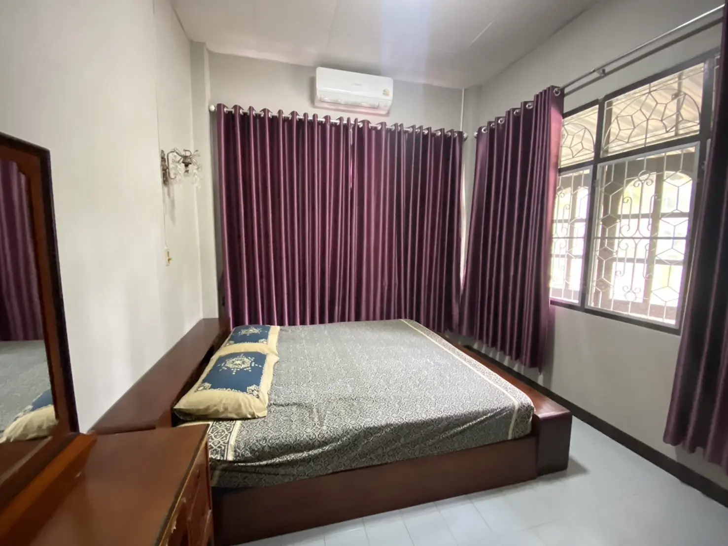 Large 2 Bed 2 Bath Thai Style House In Taling Ngam