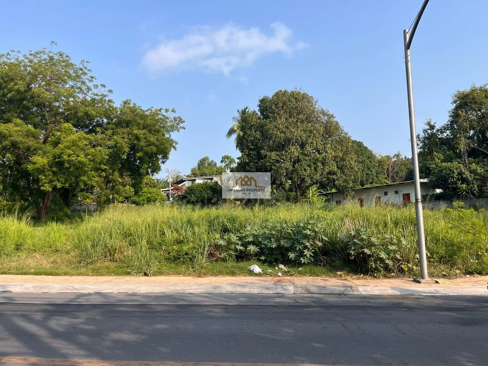 1.9 Rai Of Flat Land In Choengmon