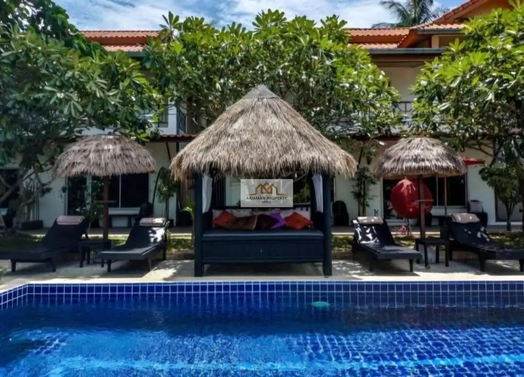 โรงแรมฟรีโฮลด์ขนาดกว้างขวาง 70 ห้อง พร้อมสระว่ายน้ำและสวนเขตร้อนในเกาะสมุย