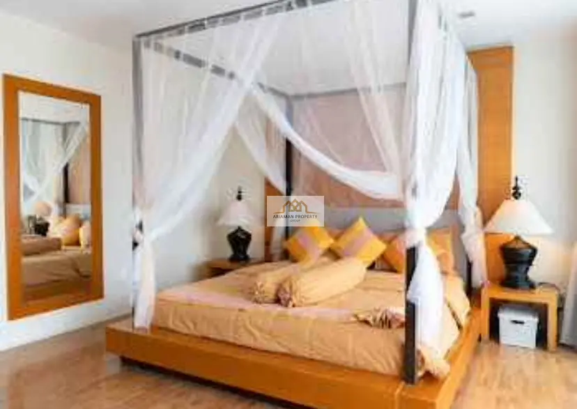 Chic 2-Bedroom Townhouse in Plai Laem with Open Layout and Balcony