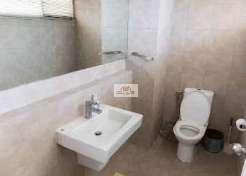 Chic 2-Bedroom Townhouse in Plai Laem with Open Layout and Balcony