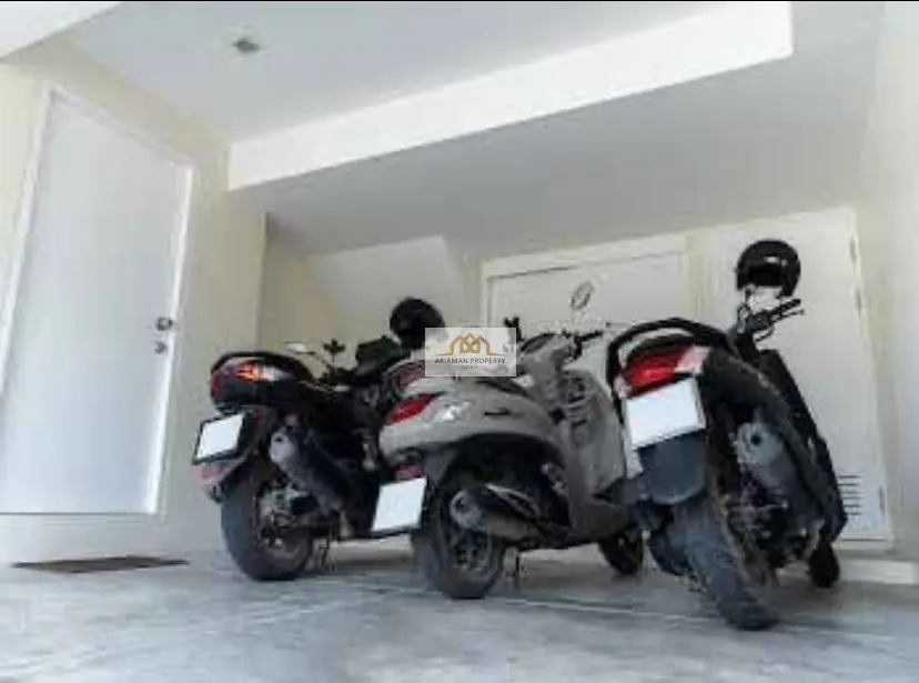Chic 2-Bedroom Townhouse in Plai Laem with Open Layout and Balcony