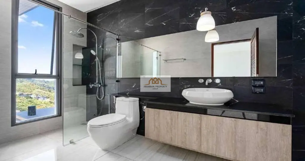 Spacious 5-Bedroom Villa with Stunning Ocean and Mountain Views in Bo Phut, Ko Samui