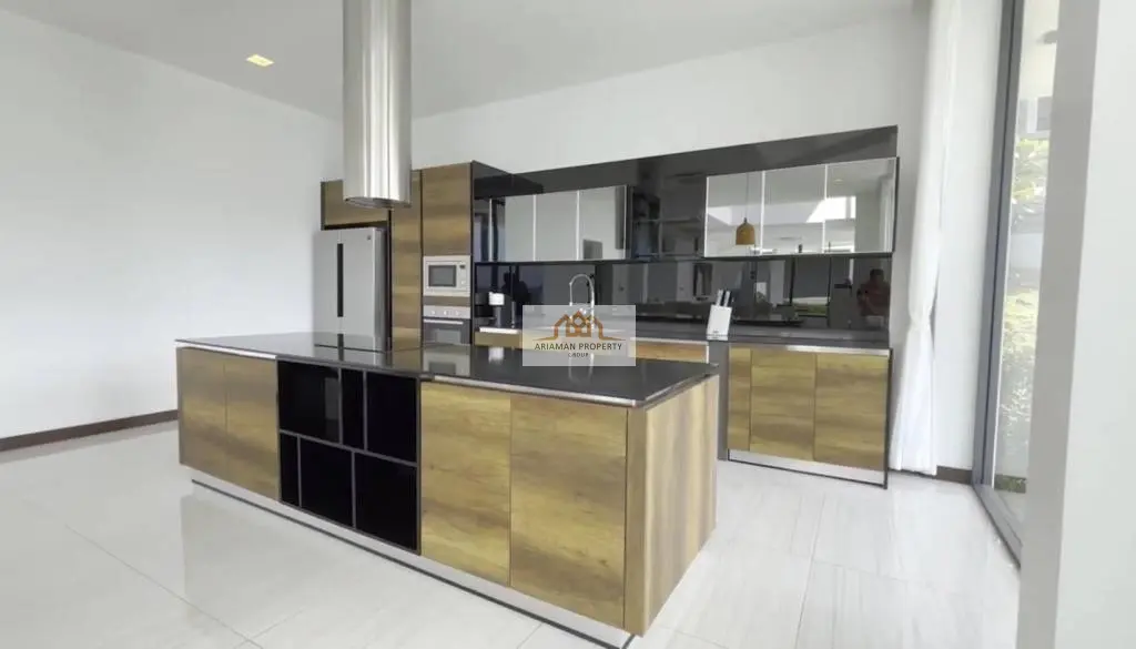 Spacious 5-Bedroom Villa with Stunning Ocean and Mountain Views in Bo Phut, Ko Samui