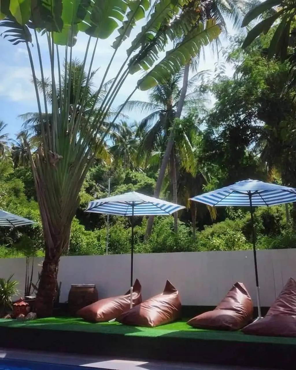 
    Beachfront Hotel for Sale in Lamai Ko Samui
  