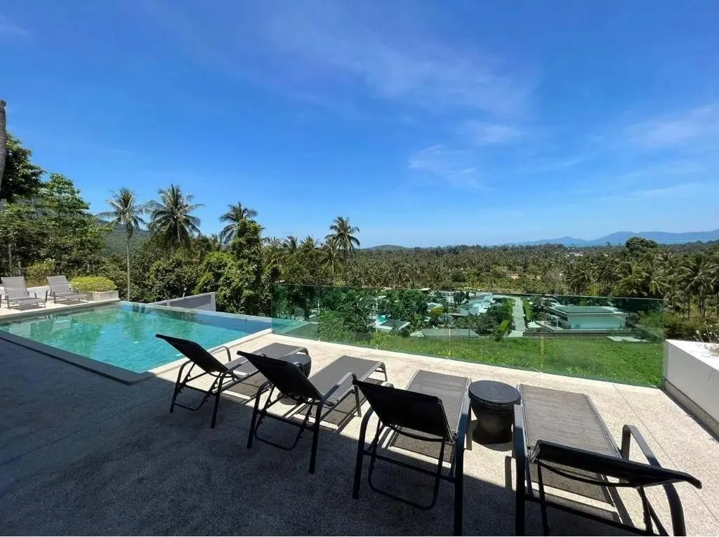 
    Ready-to-move-in Sea View Villa in Mae Nam, Koh Samui
  