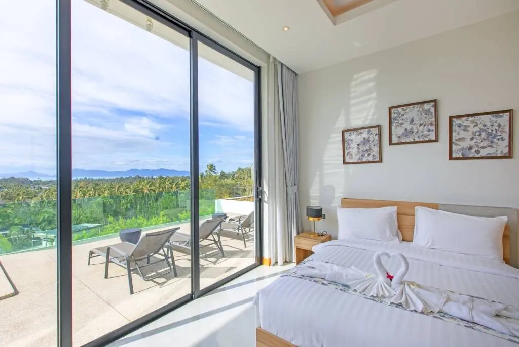 
    Ready-to-move-in Sea View Villa in Mae Nam, Koh Samui
  