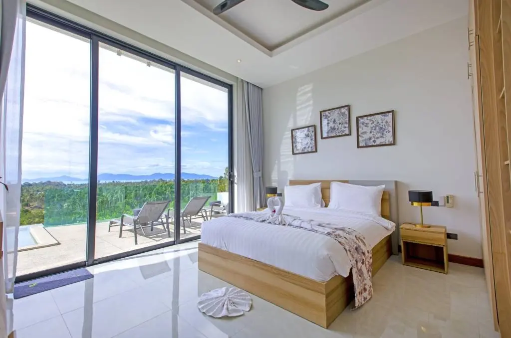 
    Ready-to-move-in Sea View Villa in Mae Nam, Koh Samui
  