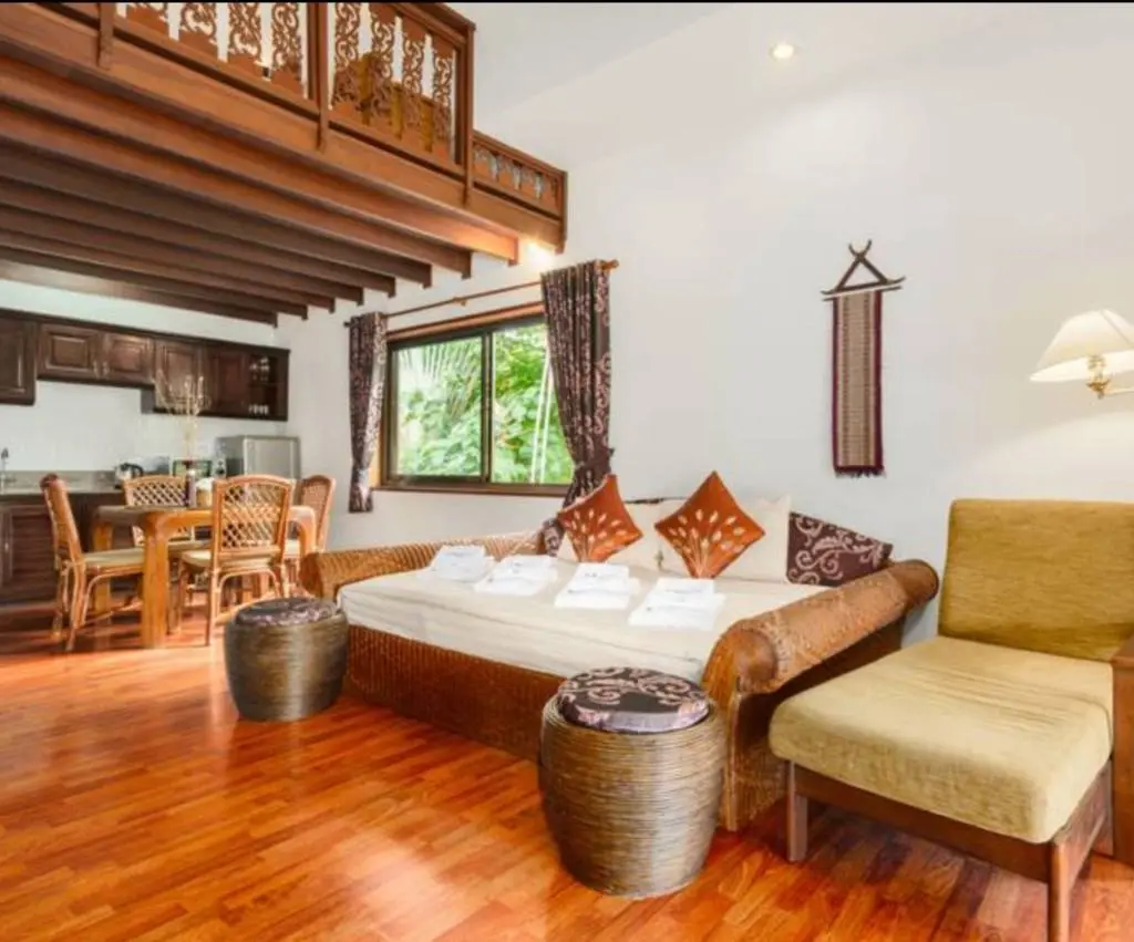 
    Luxury Freehold Resort:15-Bedroom Hotel in Bo Phut Ko Samui
  