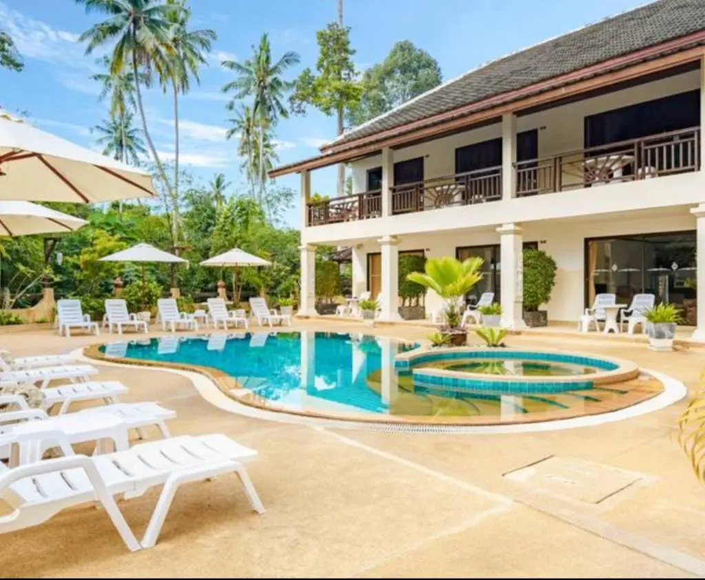 
    Luxury Freehold Resort:15-Bedroom Hotel in Bo Phut Ko Samui
  