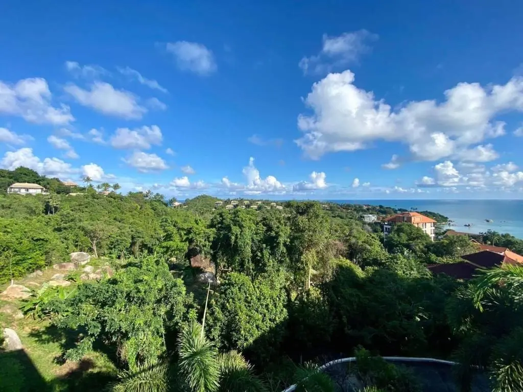 
    Luxurious 4 Bedroom Pool Villa in Lamai, Ko Samui
  