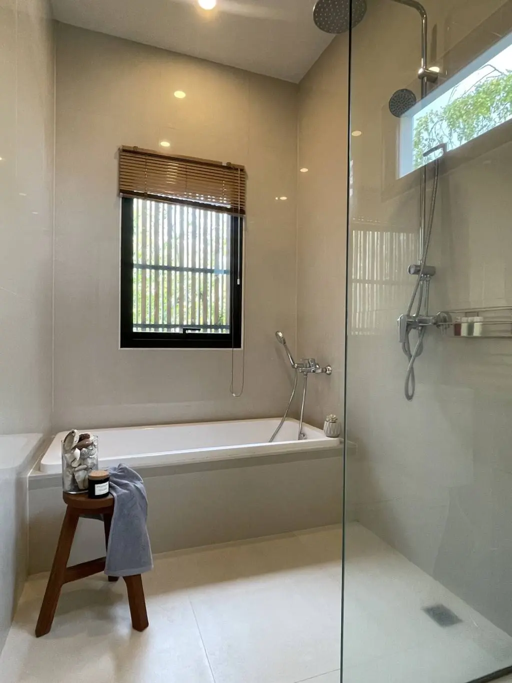 
    Luxurious Modern Townhouse in Bo Phut Ko Samui
  